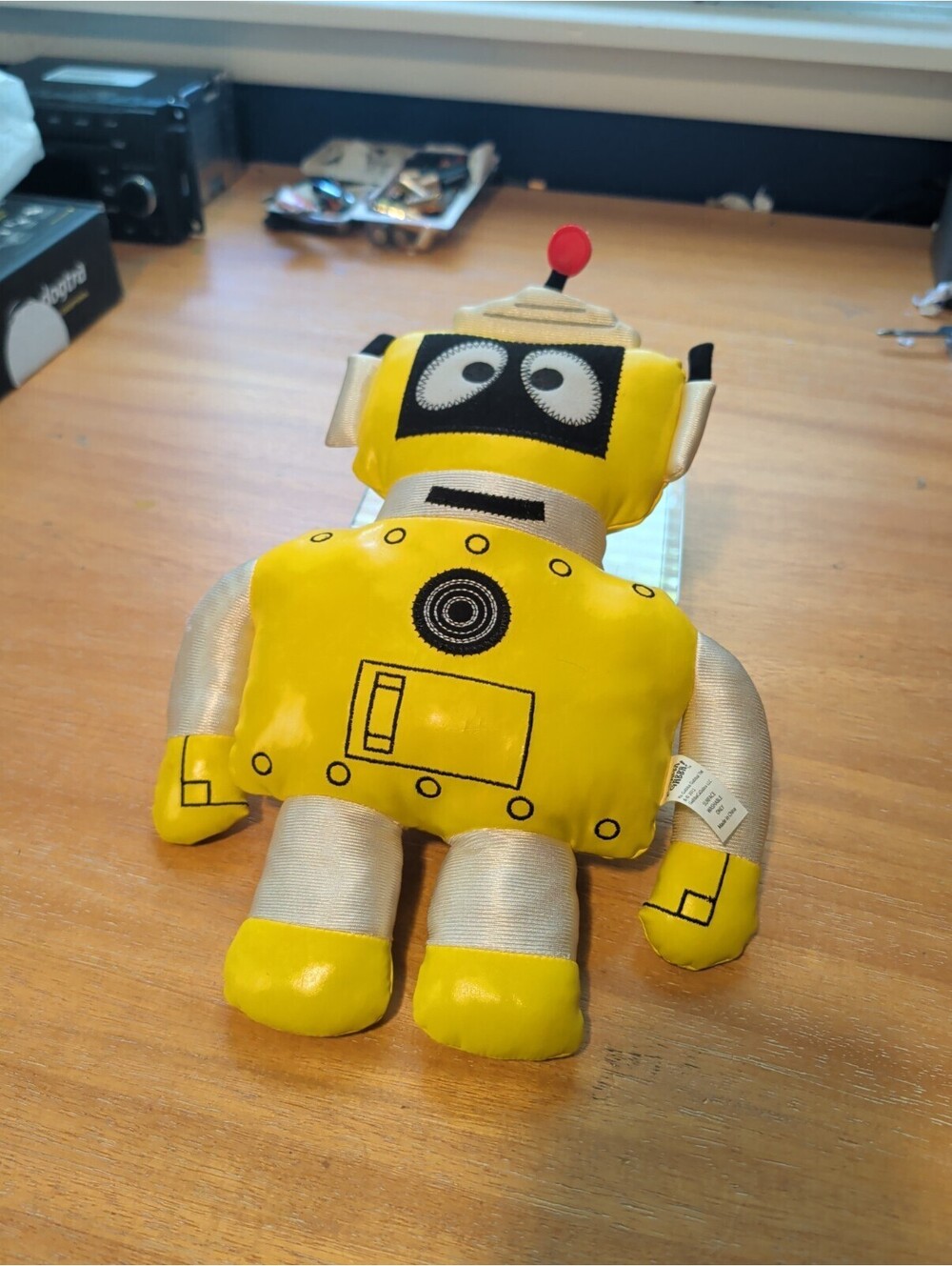 Yo Gabba Gabba Plex Robot Plush Toy 13 Inch GabbaCadabra 2012 Yellow Robot Vinyl